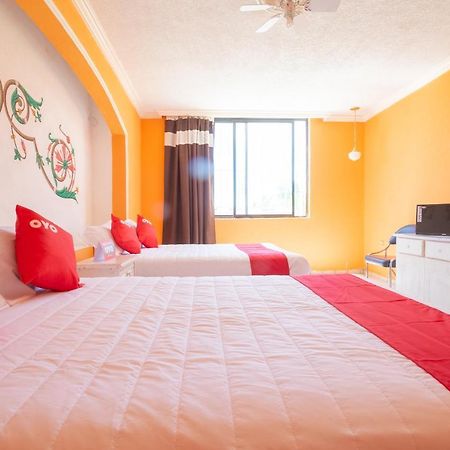 Oyo Hotel Casino Del Valle, Матеуала Экстерьер фото