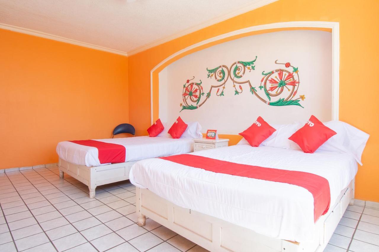 Oyo Hotel Casino Del Valle, Матеуала Экстерьер фото